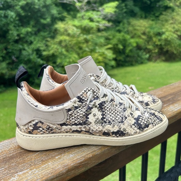 Esseutesse Women's Python Skin Sneakers size 39 - Picture 1 of 9